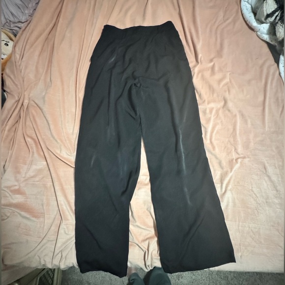 Princess Polly Wide Leg Black Pants
Size 4 (AU/UK 8, EU 36) - Picture 4 of 4